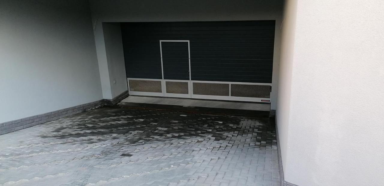 Apartamenty Mariela-Kolobrzeg Z Garazem Екстериор снимка